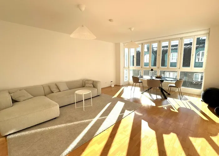 Viel Platz In Ruhiger Lage Mit Toller Anbindung Apartment